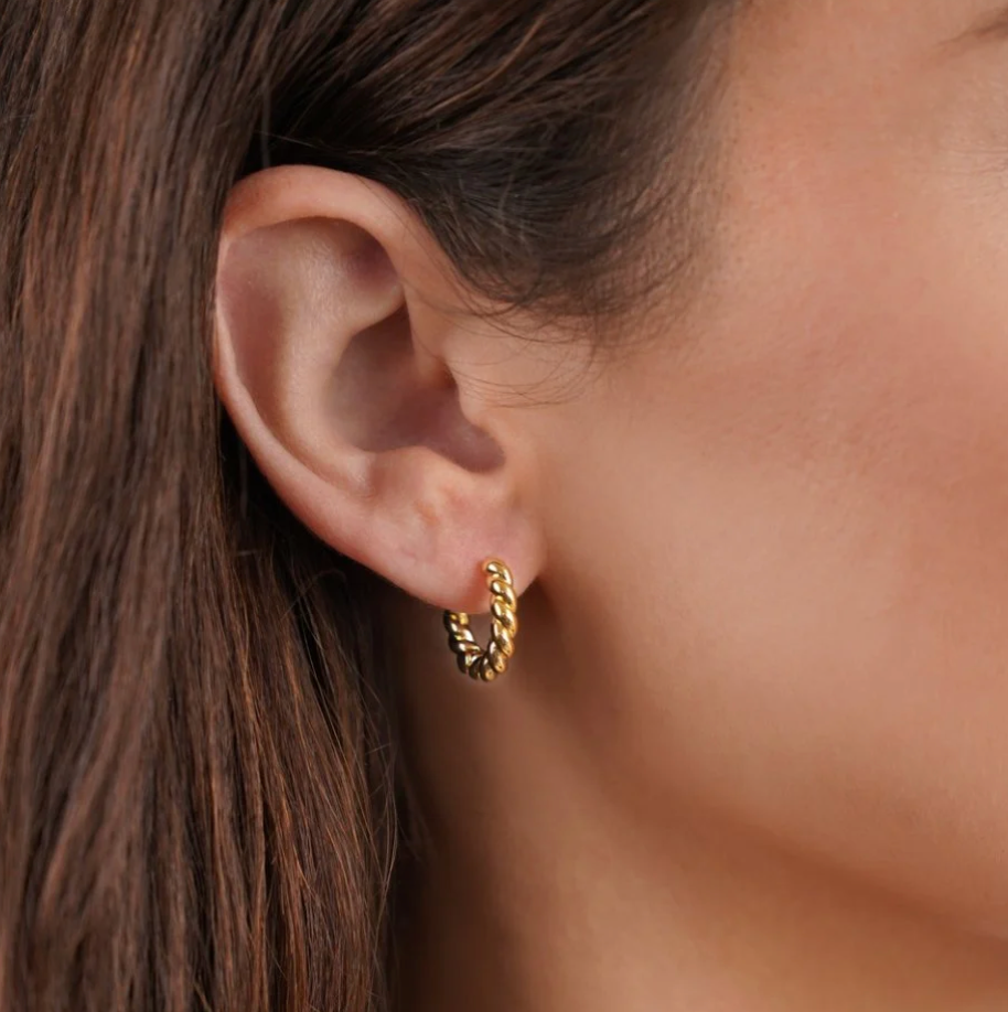 Boucles d’Oreilles Layla Torsadées Dorées