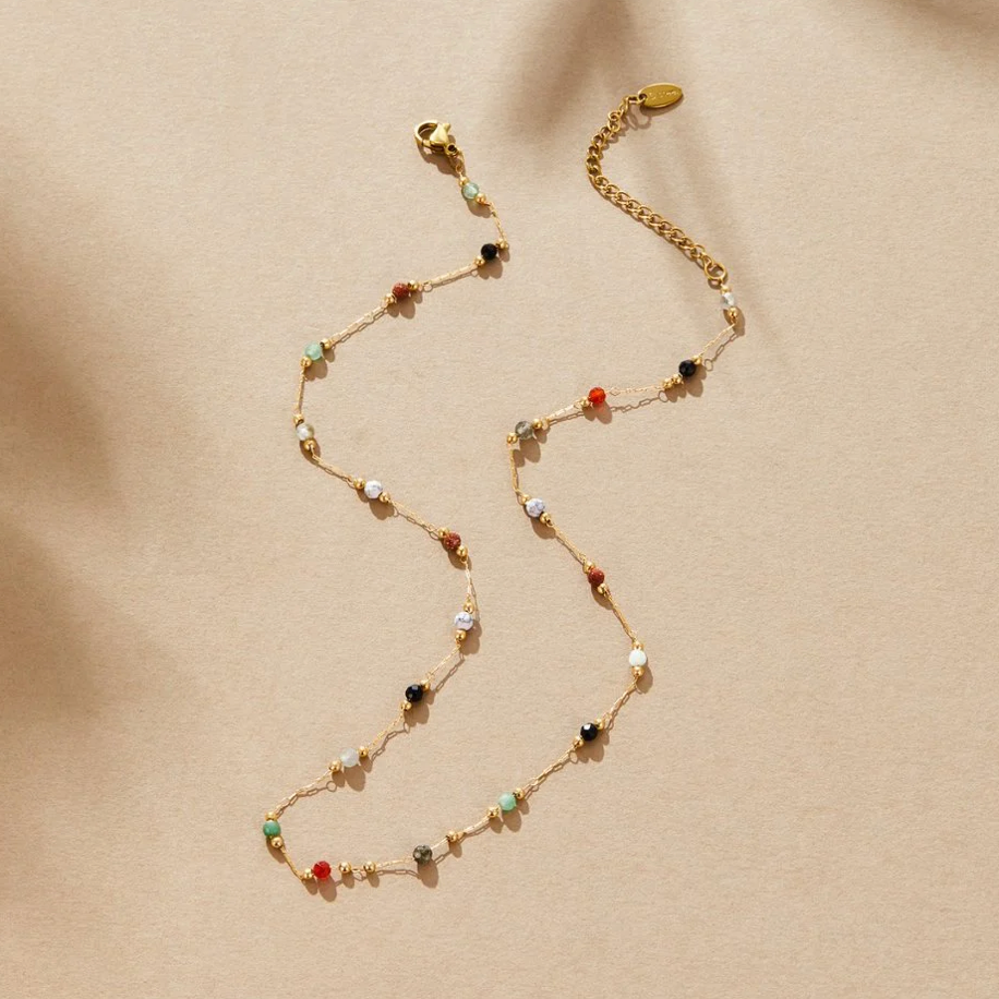 Collier Lulu en perles de pierre